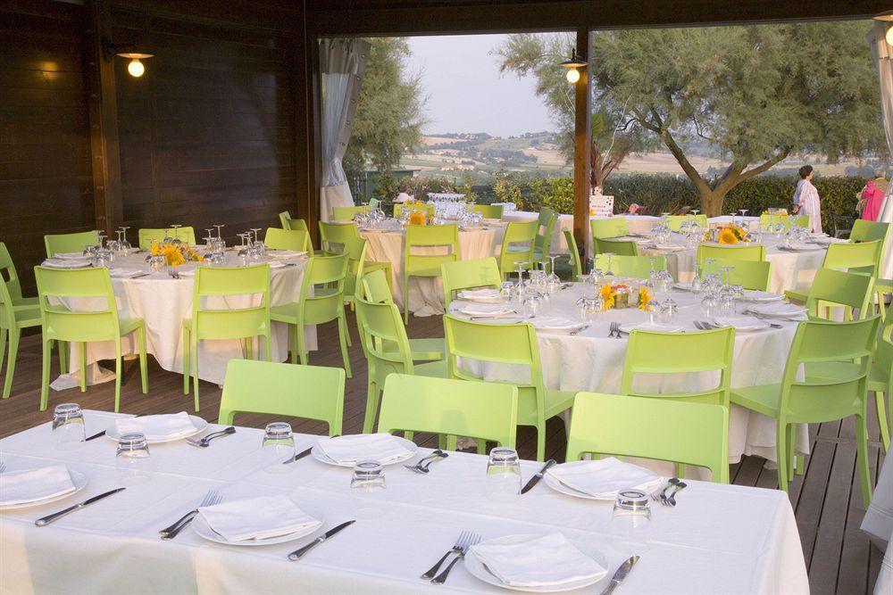 Locanda Il Girasole Ancona Bagian luar foto