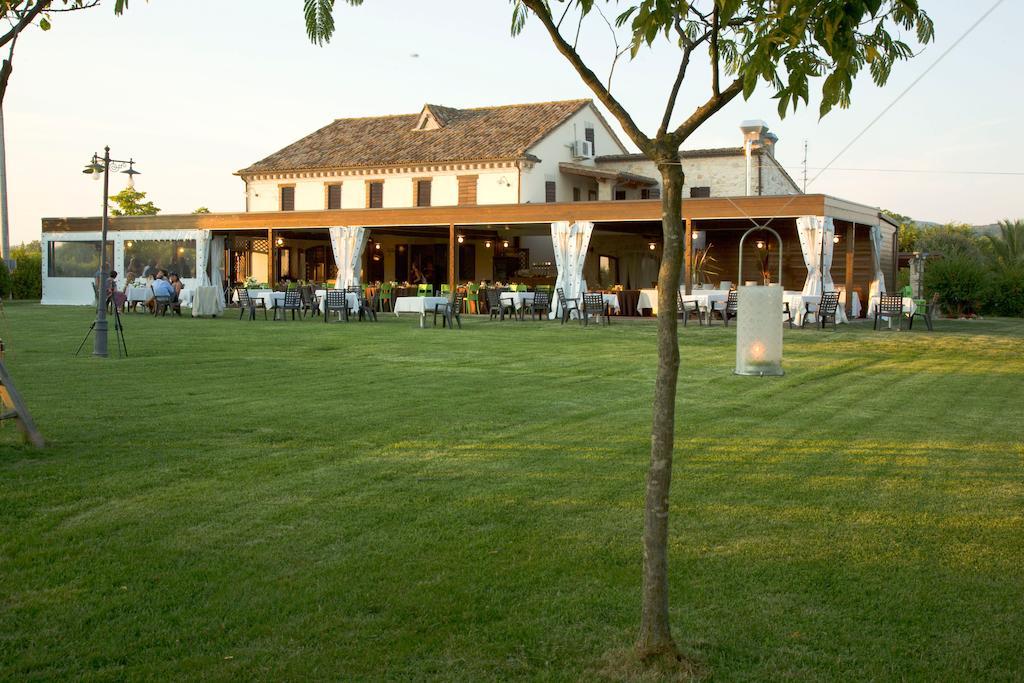 Locanda Il Girasole Ancona Bagian luar foto