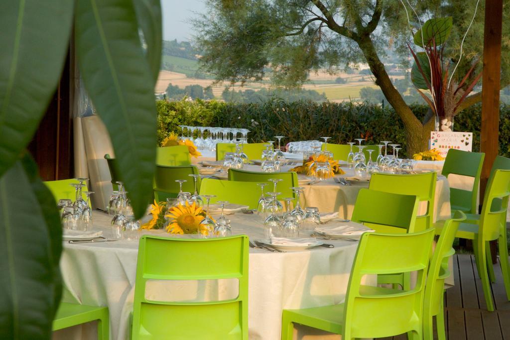 Locanda Il Girasole Ancona Bagian luar foto